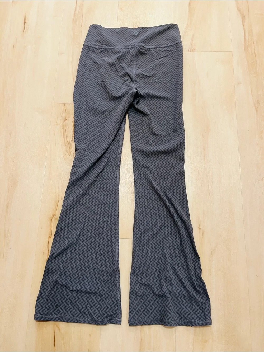 All In Motion L(10/12) High Rise Flare Leggings houndstooth